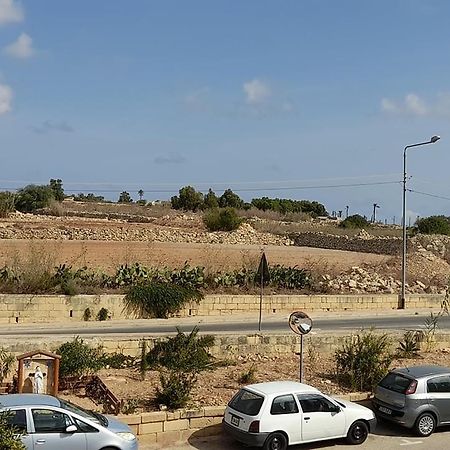 Dynesty B&B Birżebbuġa Exteriör bild